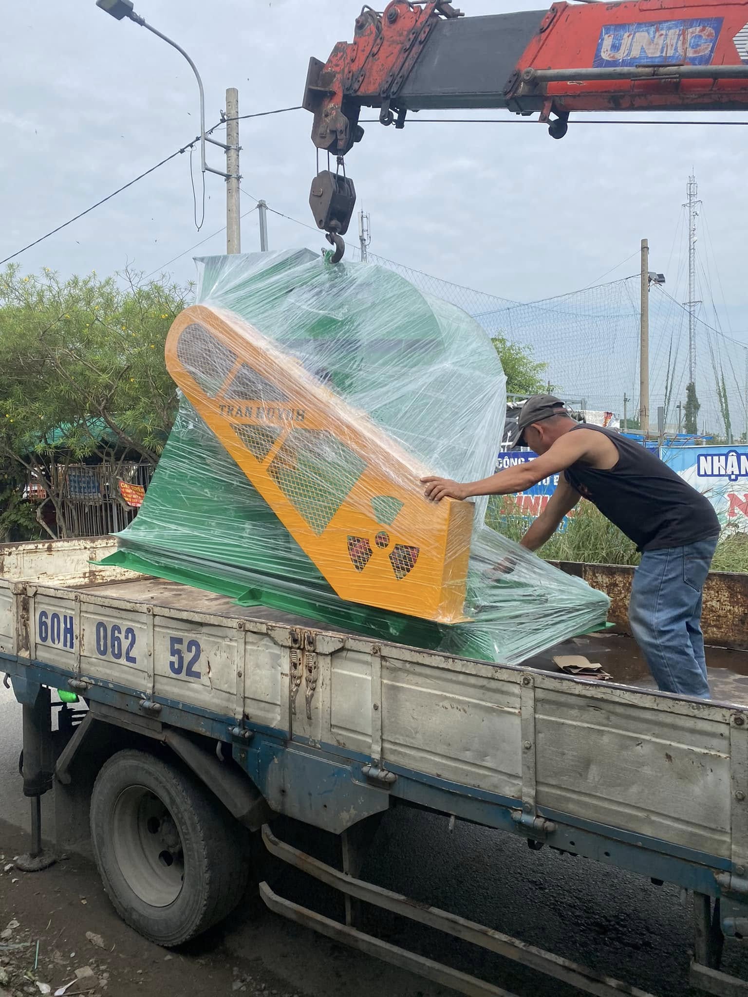 Công Ty TNHH Thương Mại Sản Xuất Trần Huỳnh