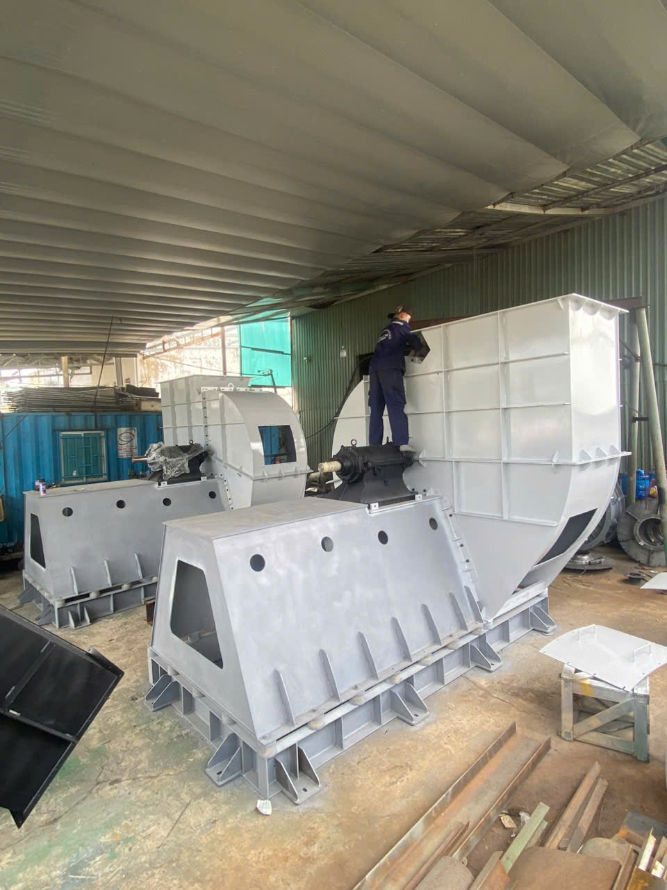 Công Ty TNHH Thương Mại Sản Xuất Trần Huỳnh