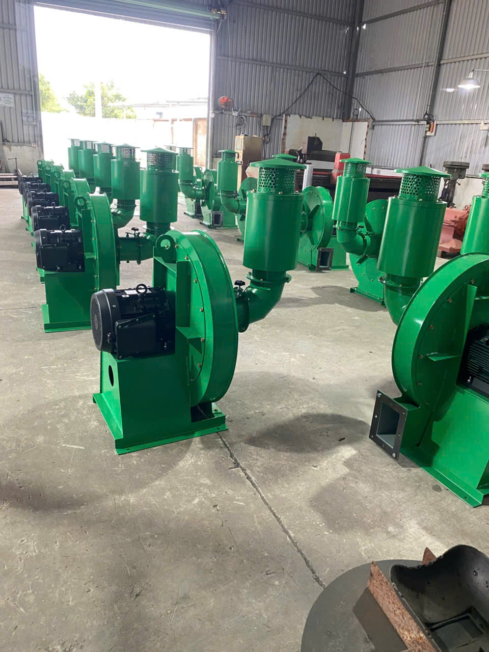 Công Ty TNHH Thương Mại Sản Xuất Trần Huỳnh