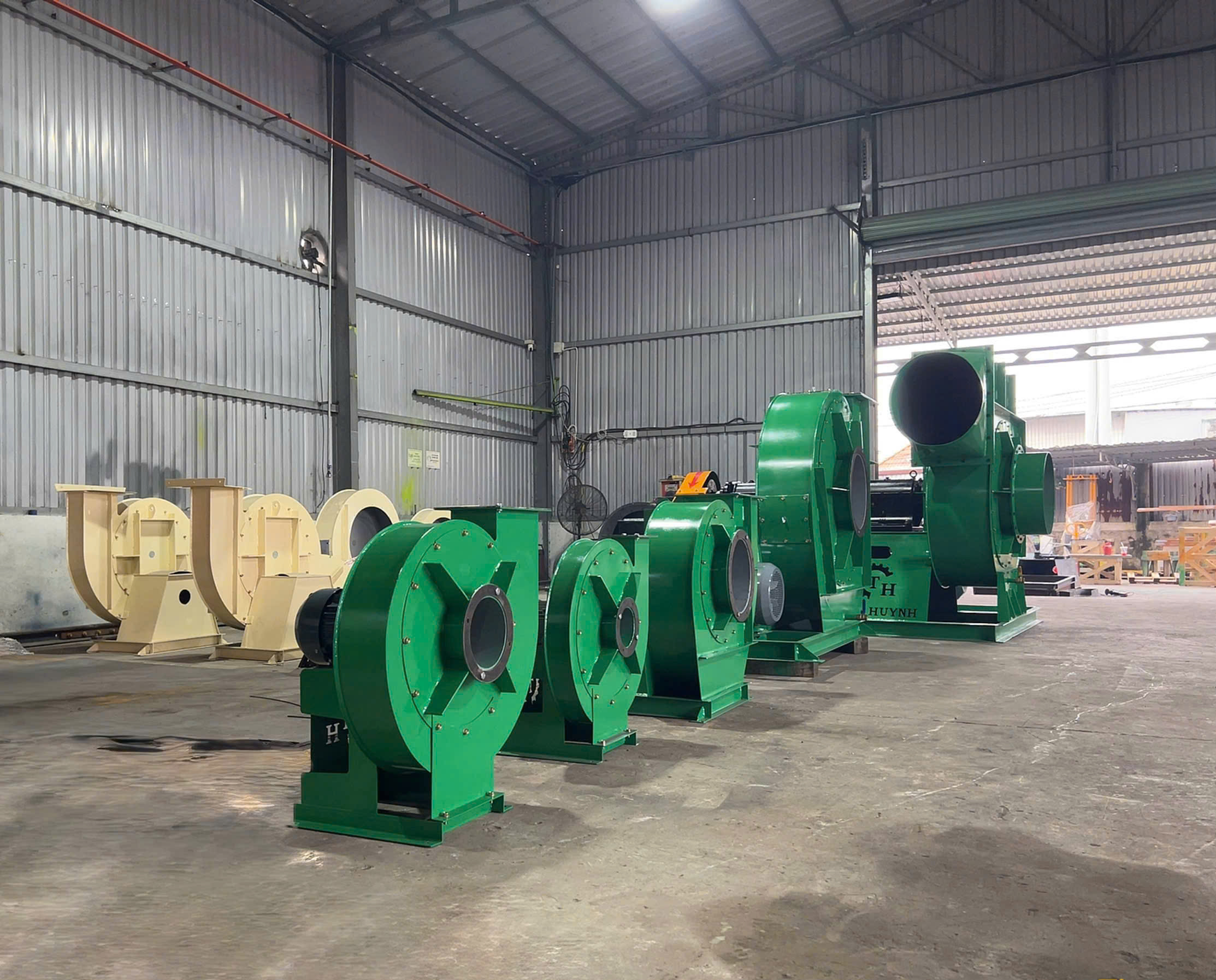 Công Ty TNHH Thương Mại Sản Xuất Trần Huỳnh