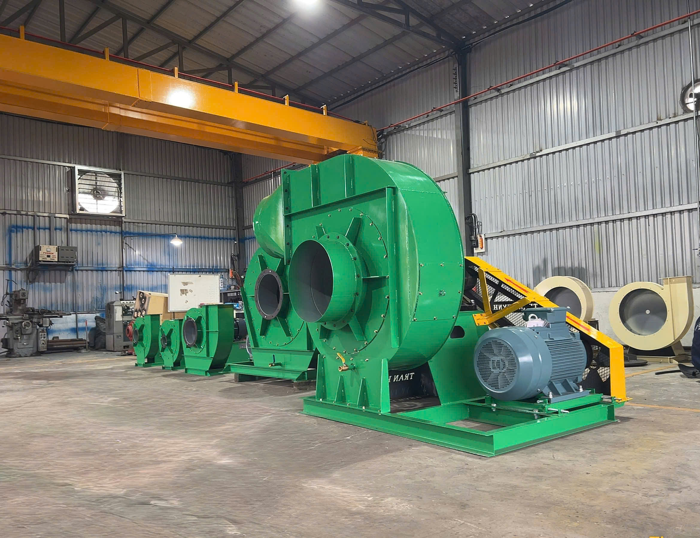 Công Ty TNHH Thương Mại Sản Xuất Trần Huỳnh